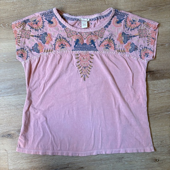 Sundance Tops Sundance Embroidered Tshirt Poshmark